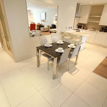 St Stephens Green Sleeps 6! * Dublin